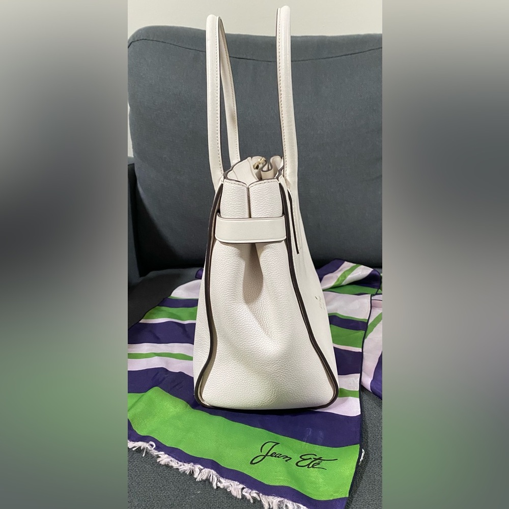 Kate Spade ♠️ Lucia Medium Crossbody Leather Satchel in Parchment (White) - Picture 8 of 17